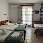 Laura 3* مدينة سكياثوس