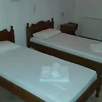 بيت ضيافة Laura 3*