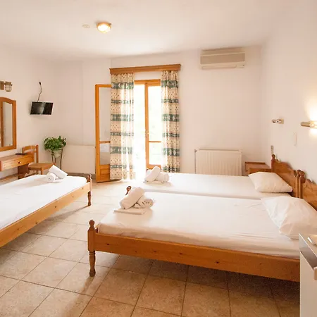 Laura Città di Skiathos