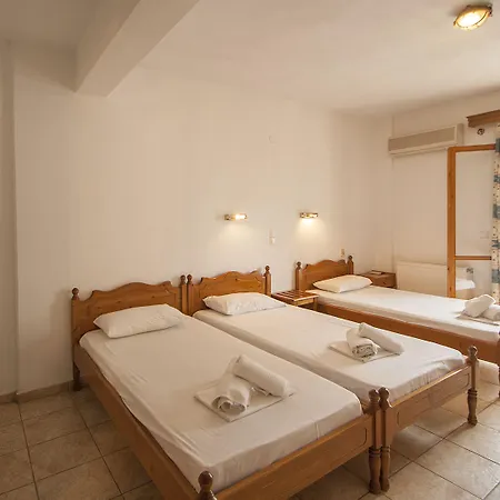 Casa de hóspedes Laura 3*