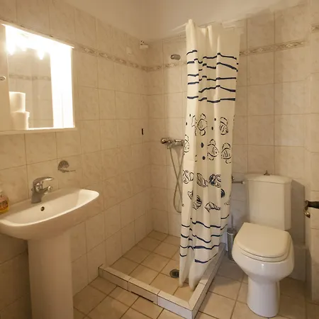 Casa de hóspedes Laura 3*