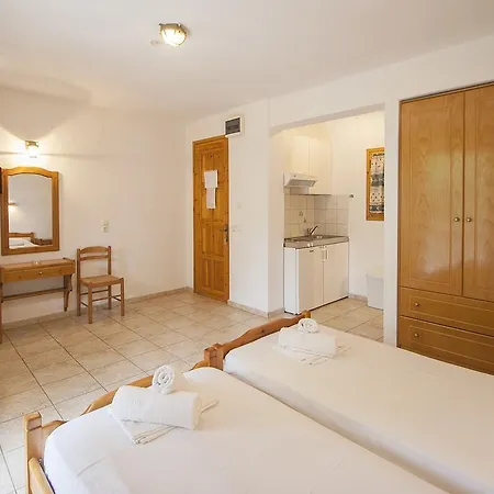 Laura Città di Skiathos