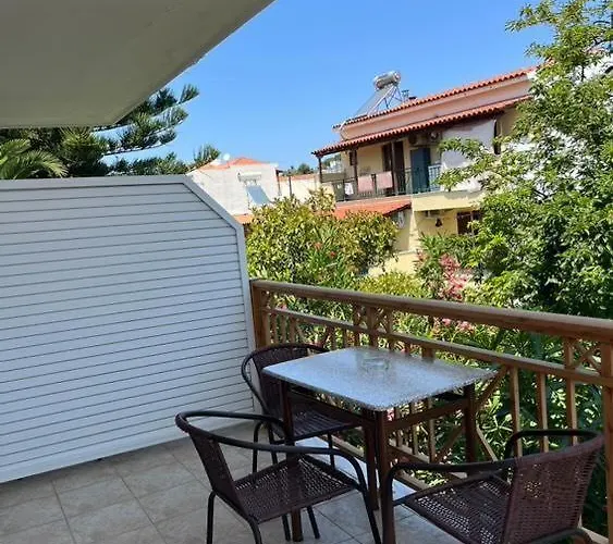 Laura Skiathos Skiathos Town