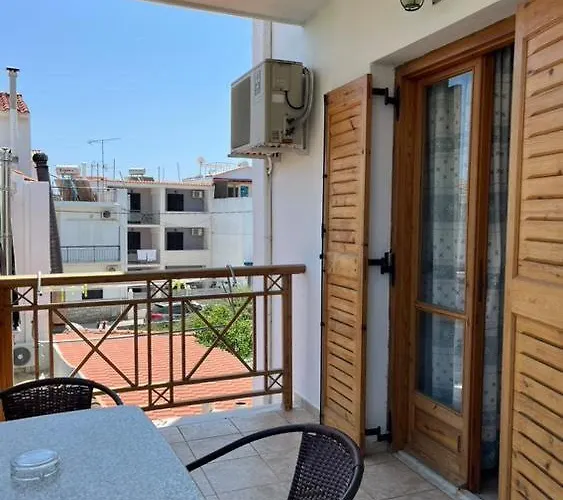 Guest house Laura Skiathos Skiathos Town